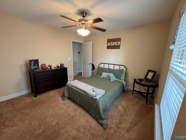 Building Photo - 200 Tybee Dr