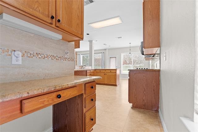 Building Photo - 3015 Honey Locust Dr