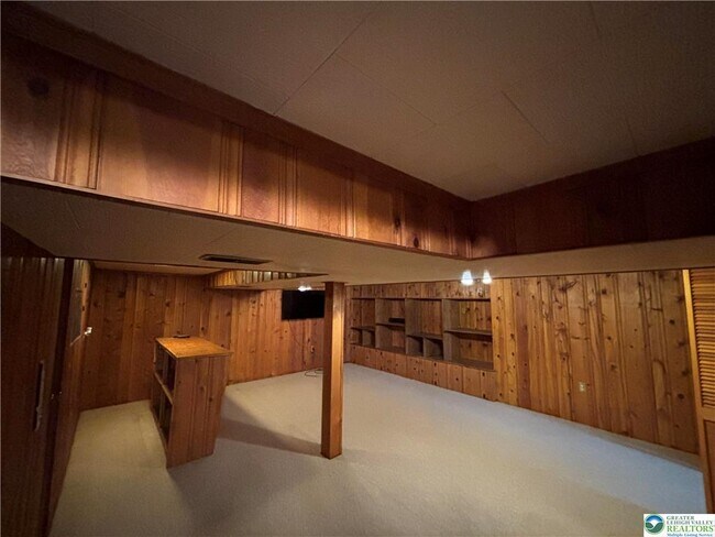 Building Photo - 662 Minor St