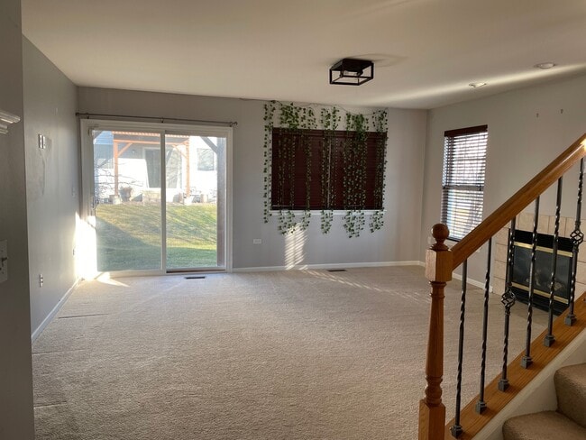 Building Photo - 3031 Saganashkee Ln