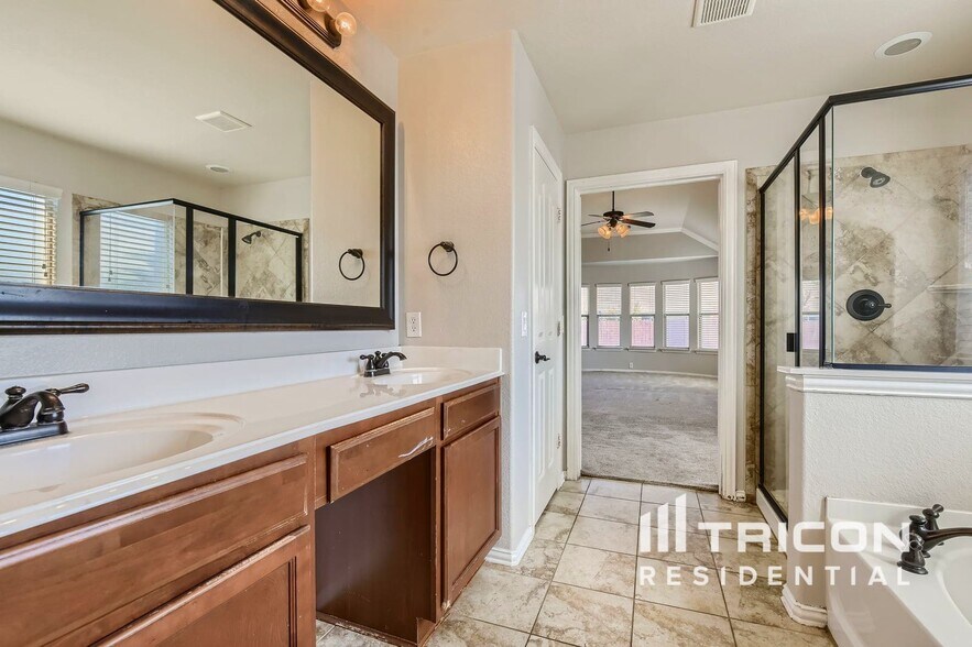Building Photo - 4408 Meadow Breeze Ct