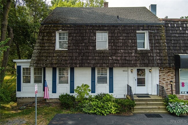 Primary Photo - 8511 Sheridan Dr