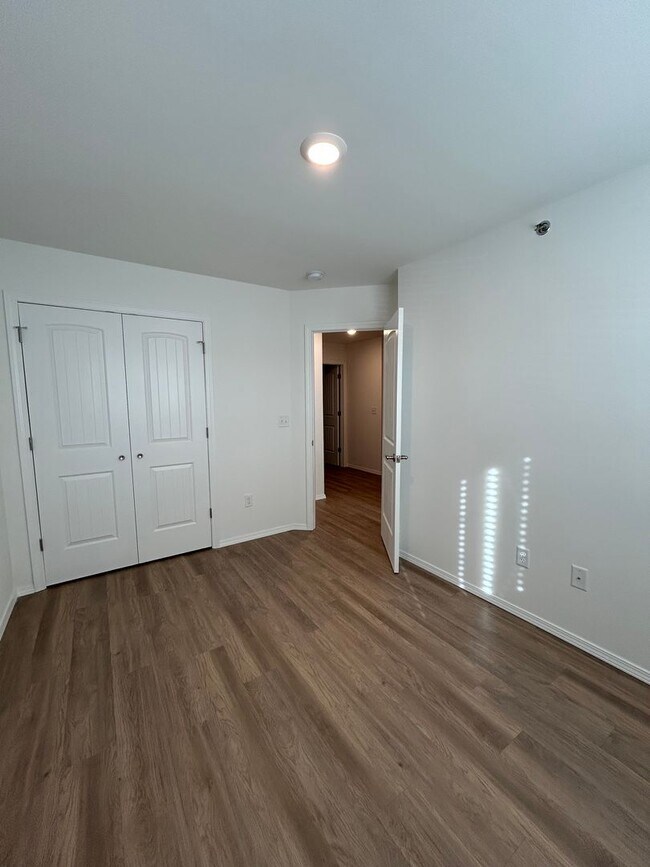 Building Photo - Modern New-Build Townhome with 3 Bedrooms, 2.5 Baths & 1-Car Garage