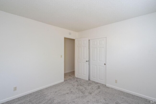 Building Photo - 4248 Leafwood Cir E