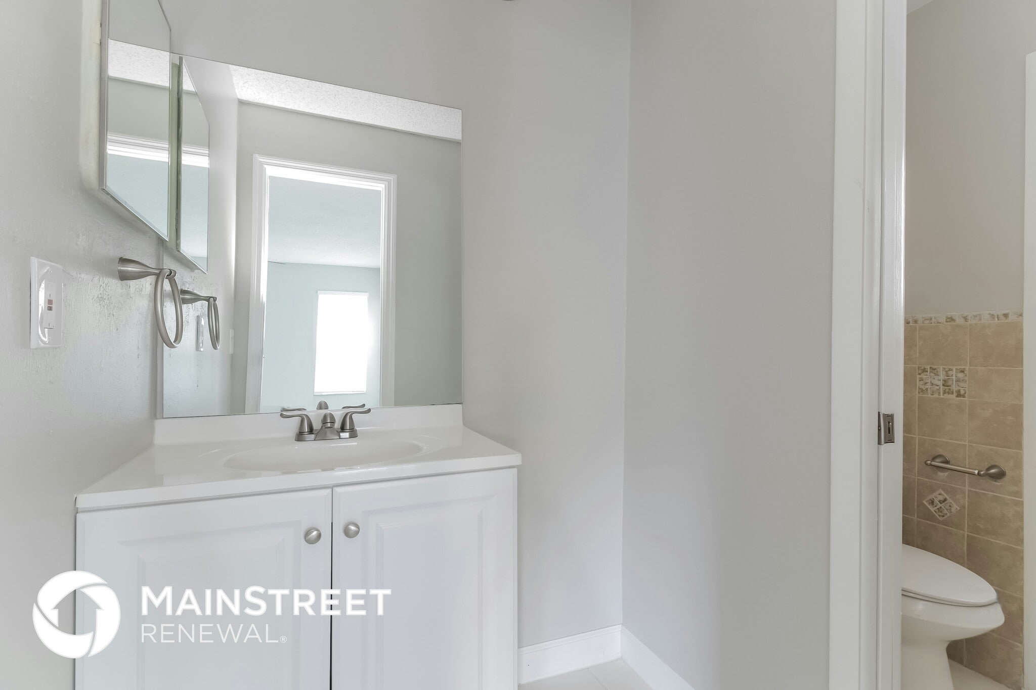 Building Photo - 512 San Marie Ave