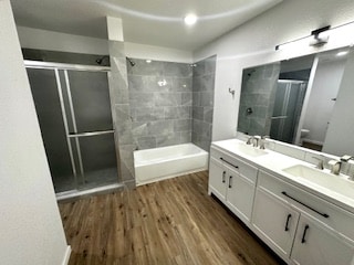 Building Photo - 300 N Oak Dr