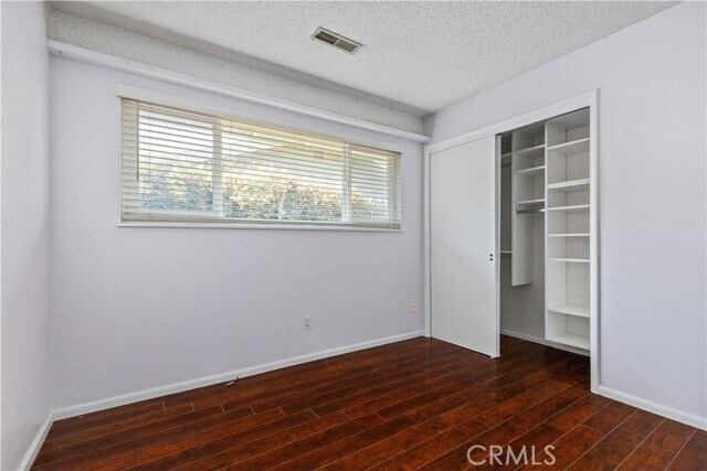 Building Photo - 668 Patricia Dr