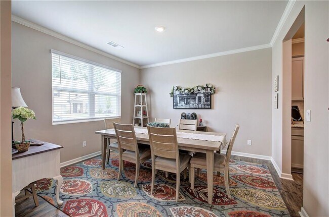 Building Photo - 286 Belmont Dr