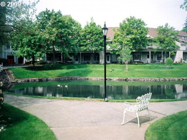 Building Photo - 13775 SW Scholls Ferry Rd