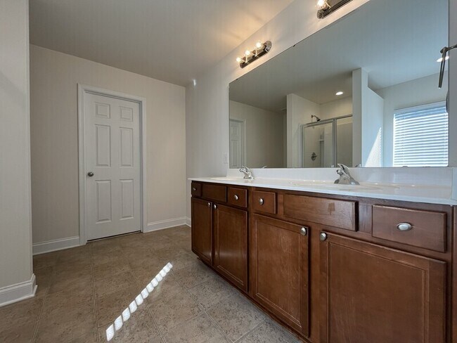 Building Photo - 11907 Carolina Blossom Ln