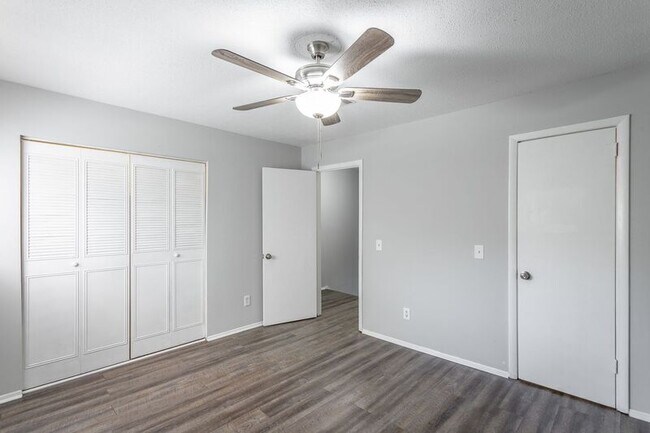 Building Photo - 4405 Delashmitt Rd