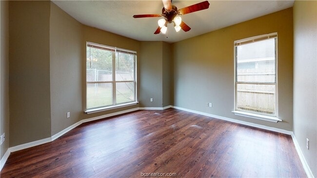 Building Photo - 1143 Oney Hervey Dr