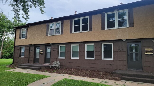 Building Photo - 4129 Valley St