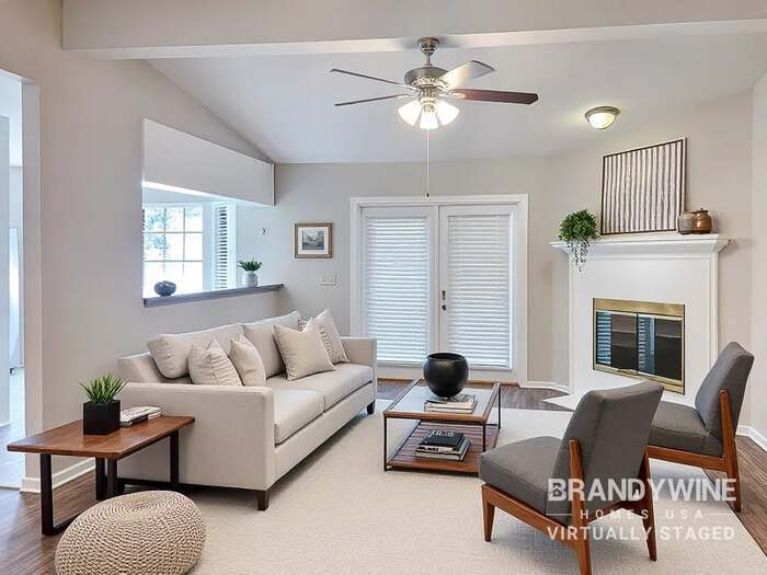 Building Photo - 3570 Barbizon Ct