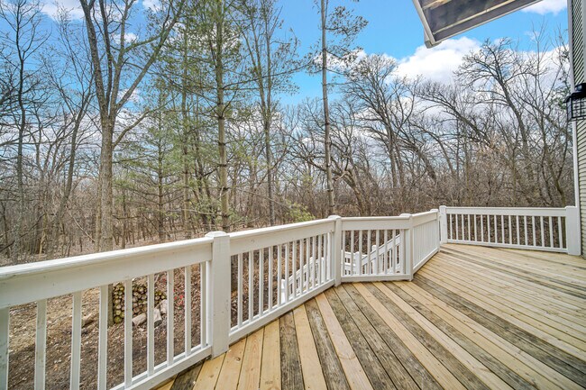 Building Photo - 4418 N Johnsburg Rd