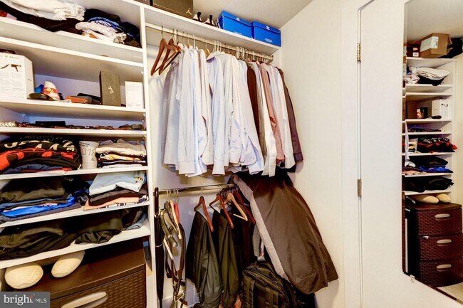 Building Photo - 2363 Champlain St NW