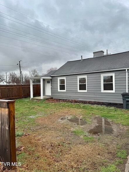 Building Photo - 1669 E Sevier Ave