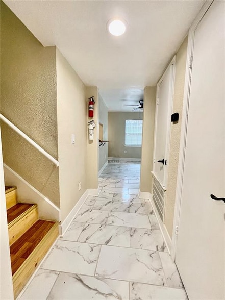 Building Photo - 12206 Northwood Forest Dr