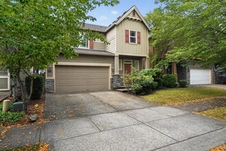 Building Photo - 1756 SE Gerhard Dr