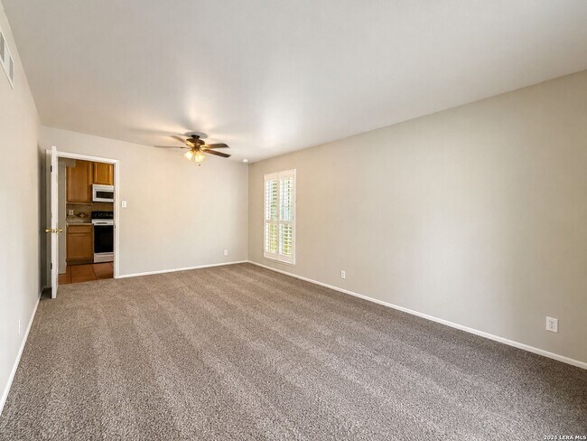 Building Photo - 342 E Terra Alta Dr