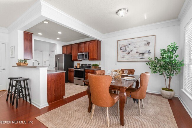 Building Photo - 3897 Lionheart Dr