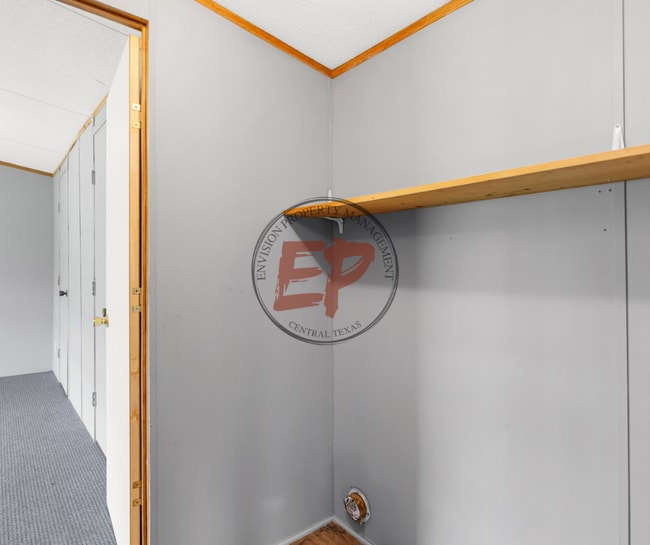 Building Photo - 31 Rabbit Run
