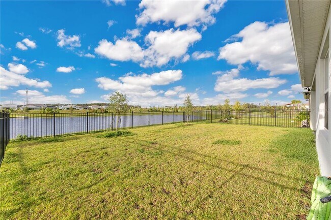 Building Photo - 6920 Rosy Sky Ave