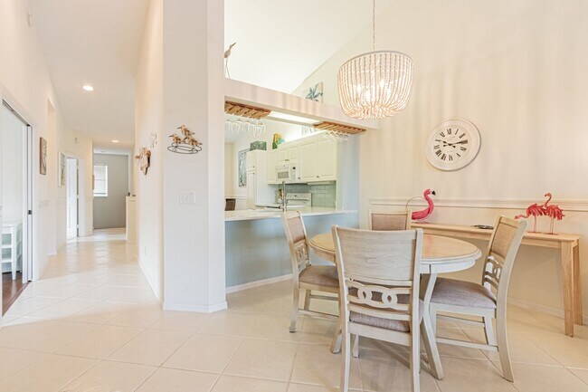 Building Photo - Home Rental with Lake Views in Resort-Style Community