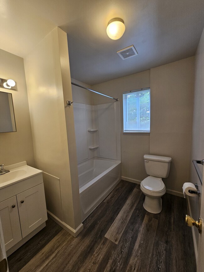 Building Photo - 20 Curlew Cir