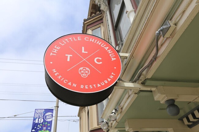 Building Photo - 226-230 Scott St