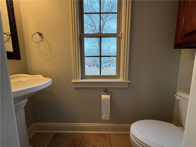 Building Photo - 4600 S Old Wire Rd