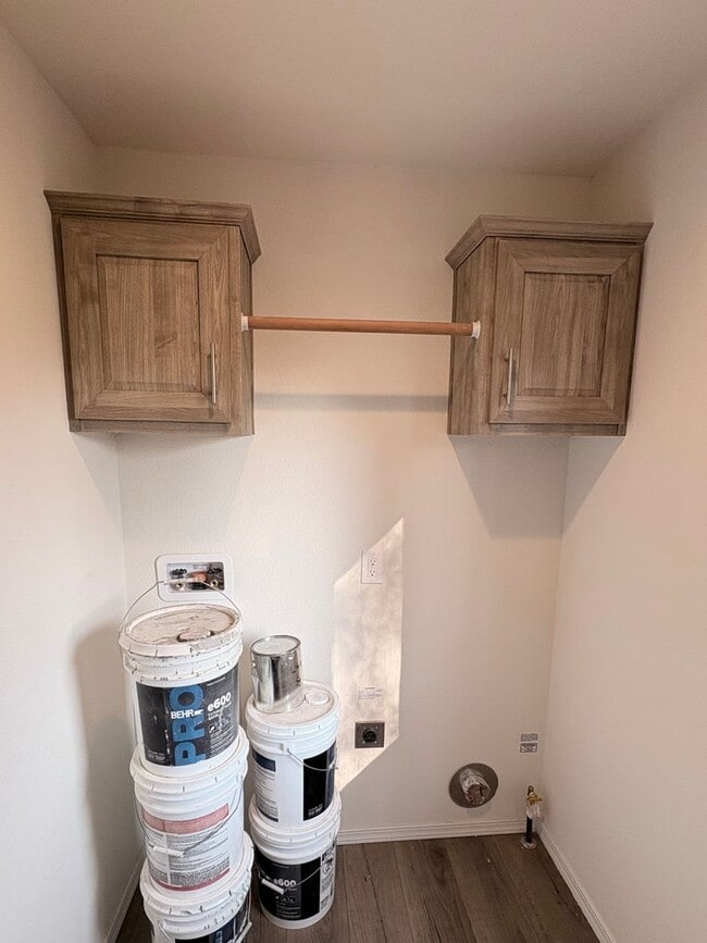 Building Photo - Brand New 3-Bedroom Mobile Home in Prime La Loma District