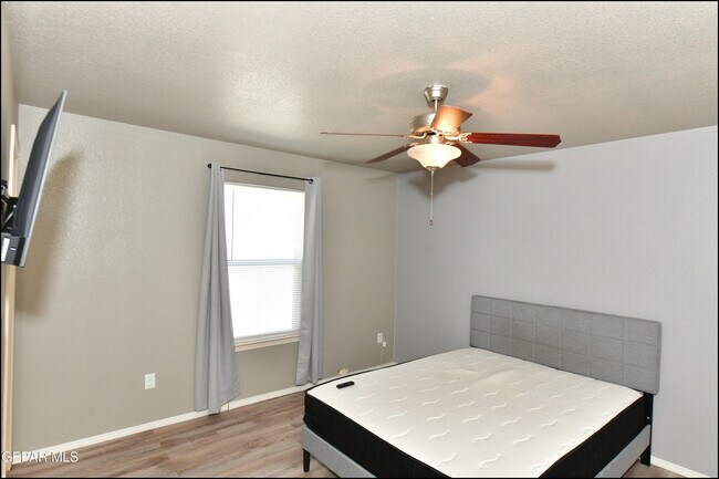 Building Photo - 10661 Canyon Sage Dr