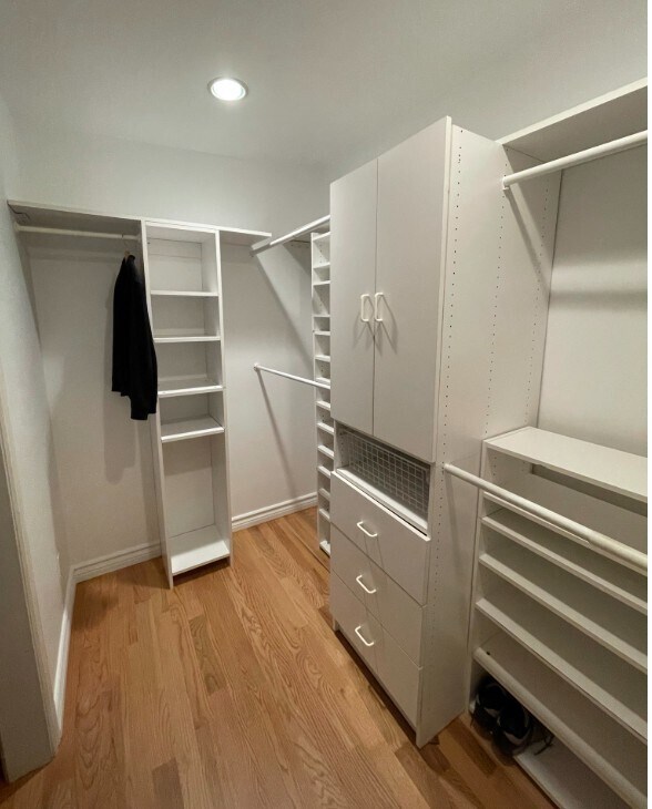 Master Closet - 1200 Pine Ave