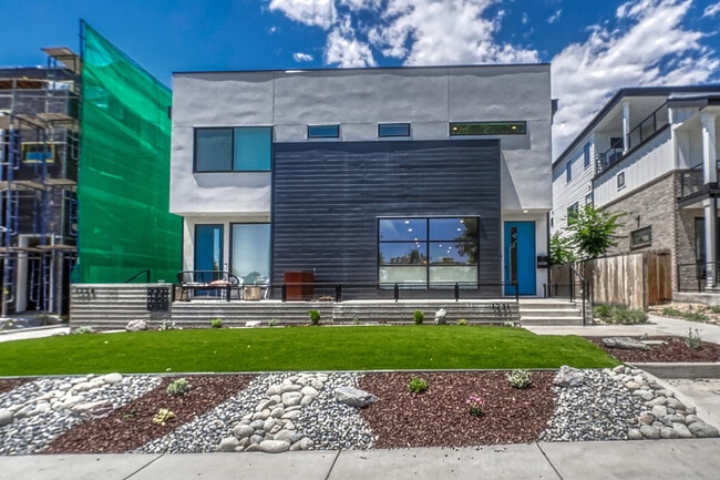 Building Photo - 1231 Newton St