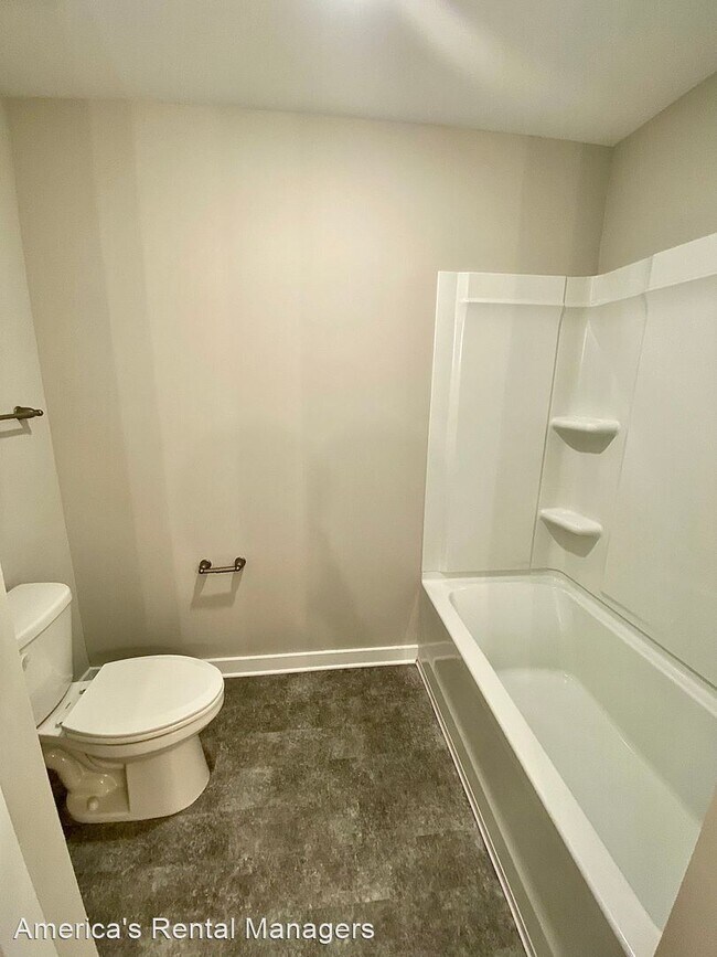 Building Photo - 3 br, 2.5 bath House - 236 Creek Run Way