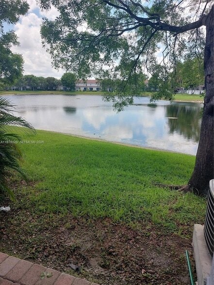 Building Photo - 2566 SW 82nd Ave