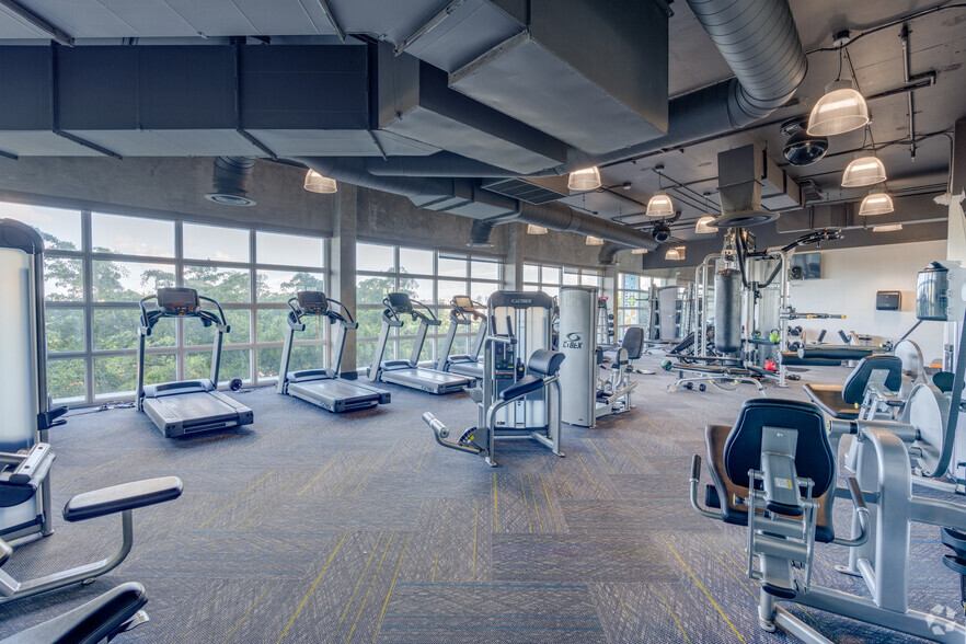 Fitness Cetner - Intown Apartments