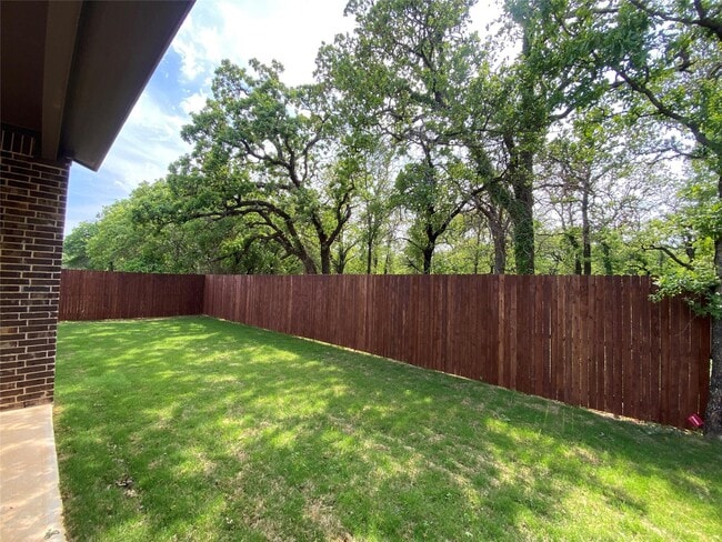 Building Photo - 535 Calla Lily Wy