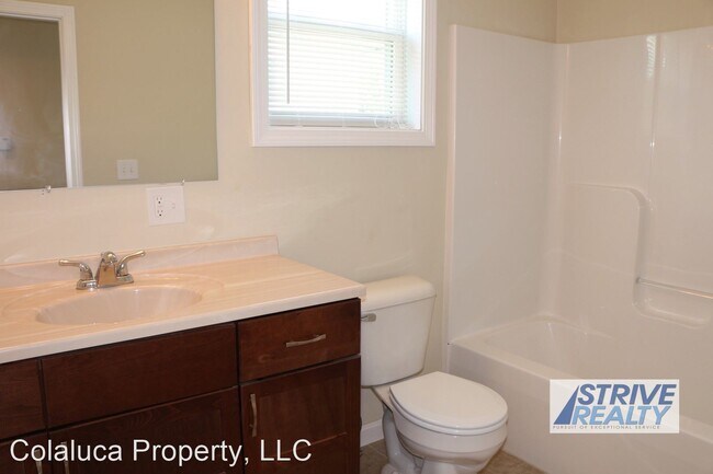 Building Photo - 4 br, 3 bath House - 2 Eva St