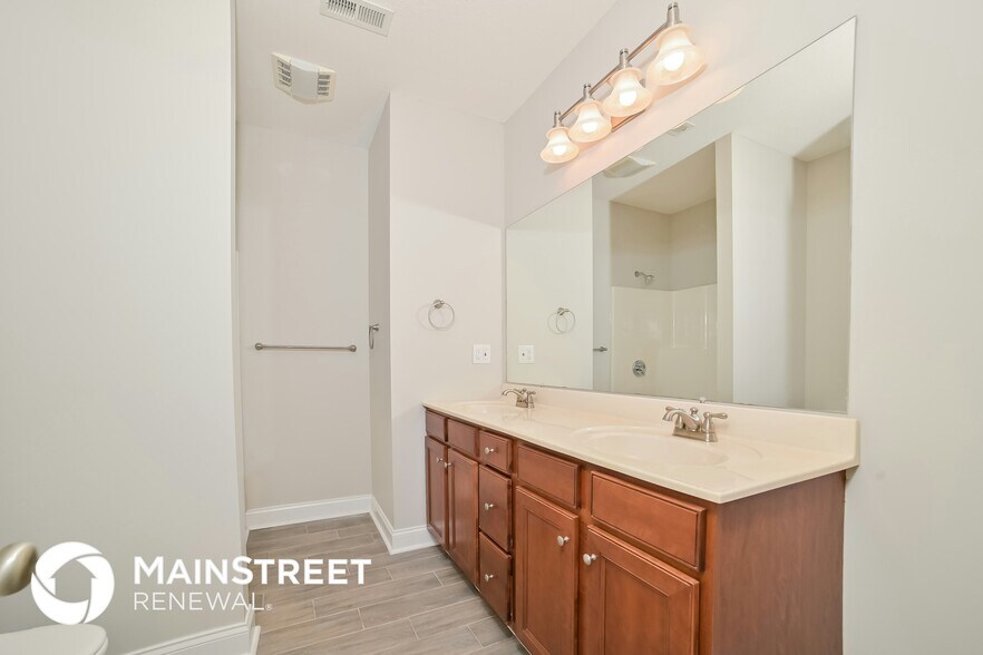 Building Photo - 4907 Shannon Run Dr