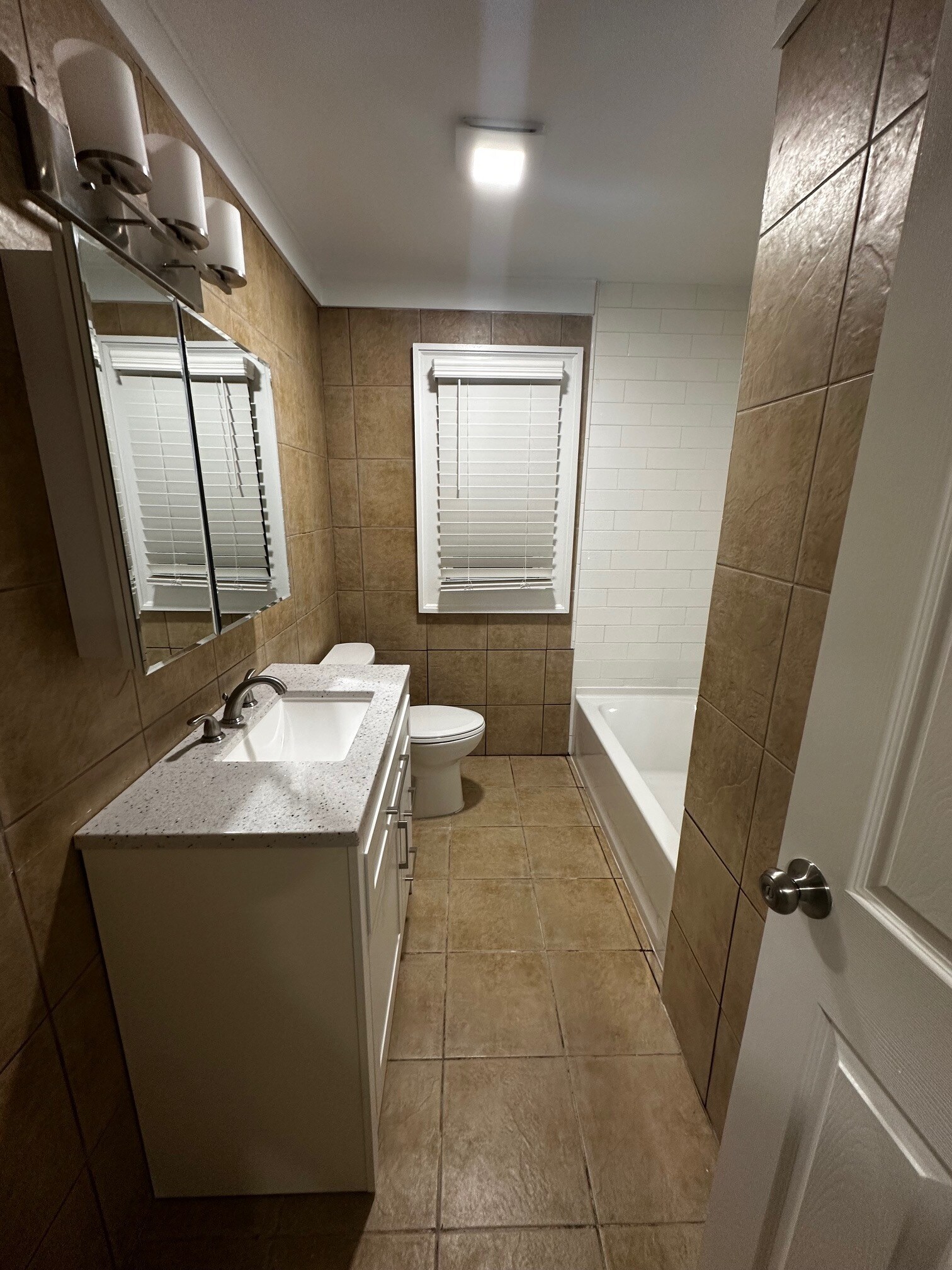 Building Photo - 75 Saltonstall Pky