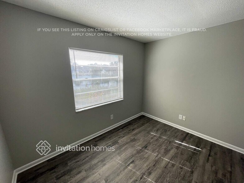 Building Photo - 7813 Chaperon Ct