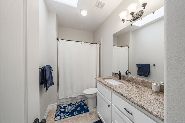 Building Photo - 50 S Twinstone Cir