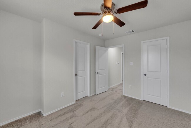 Building Photo - 7356 Misty Ridge Dr