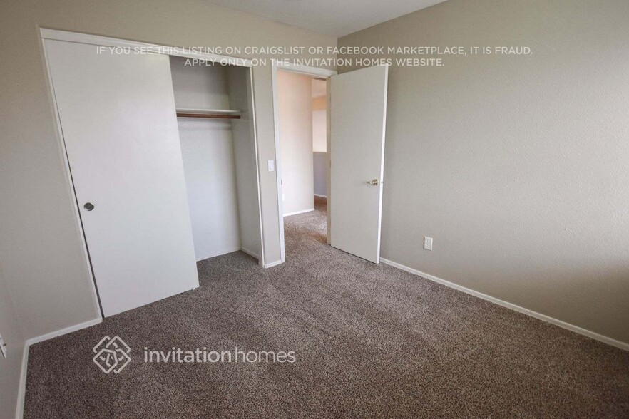 Building Photo - 5222 W Kesler Ln