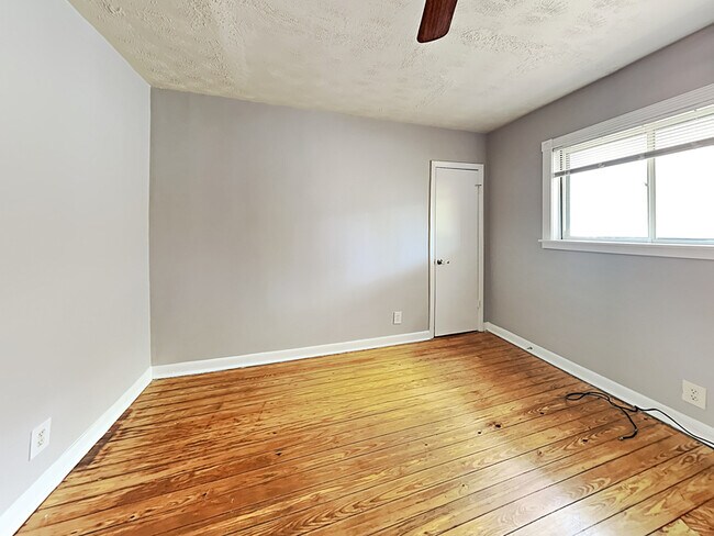 Building Photo - 1332 Eubanks Ave