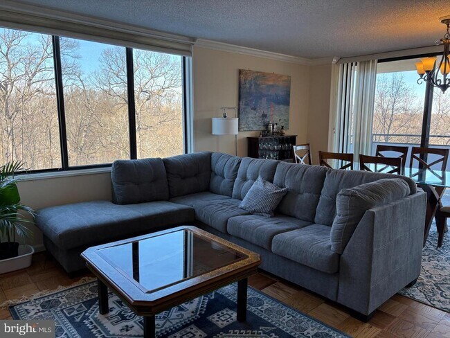 Building Photo - 5225 Pooks Hill Rd