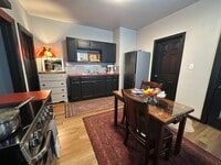 Building Photo - Lebanon City 3 bed- small dog allowed