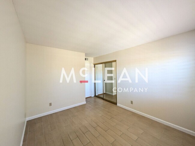 Building Photo - 2 Bedroom 2 Bathroom in South Palm Desert ...